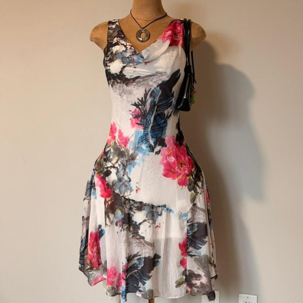 Floral handkerchief hem dress